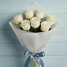 Букет 7 Белых роз Эдлесс Лав в Троицком Хабаровский край