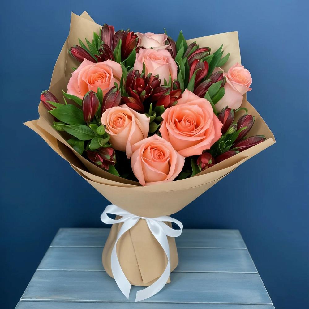 Букет цветов из: Розы и Альстромерии в Троицком Хабаровский край