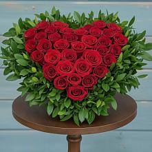 Цветочная композиция из Розы в виде сердца в Троицком Хабаровский край