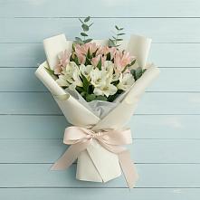 Букет цветов из:  Альстромерии в Троицком Хабаровский край