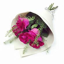Букет цветов из:  Розы в Троицком Хабаровский край