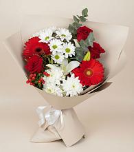 Букет цветов из:  Розы, Хризантемы, Герберы и Лилии в Троицком Хабаровский край