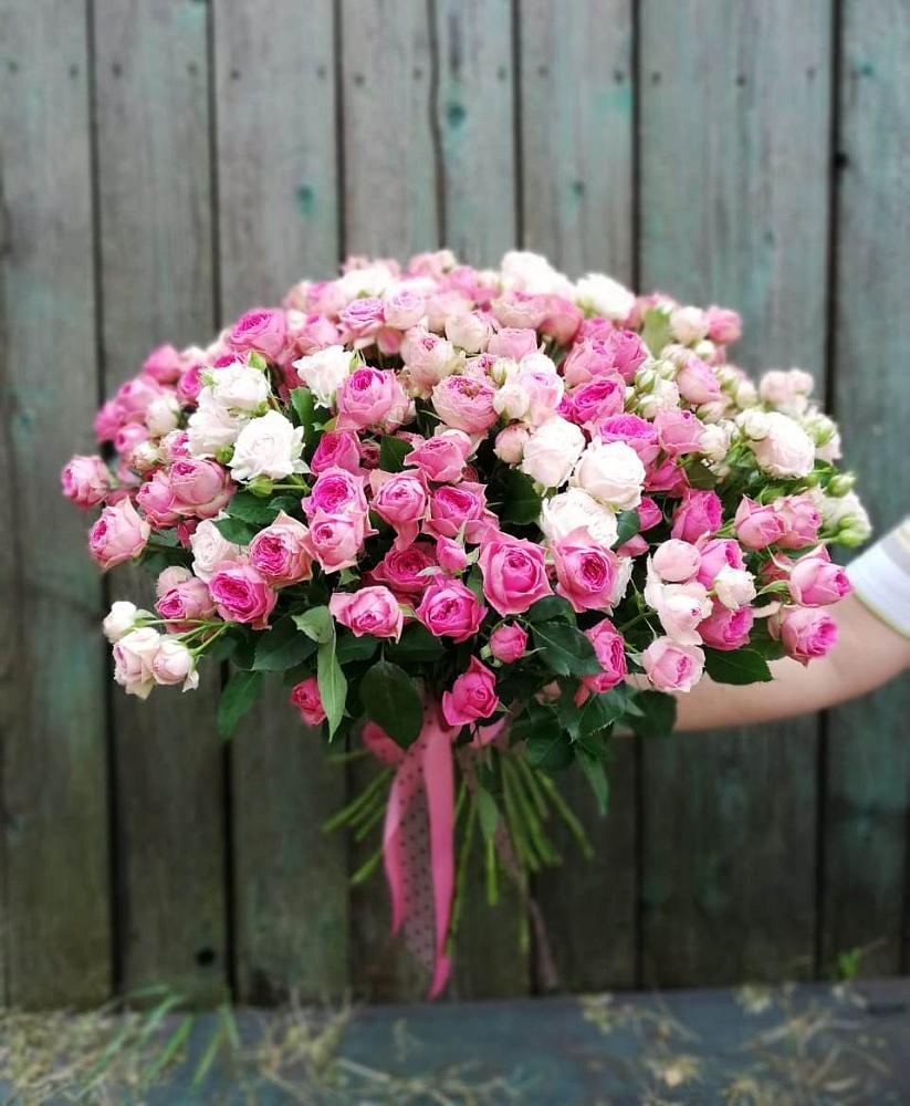 Букет Розовые кустовые розы Натали и Лав Лидия в Троицком Хабаровский край